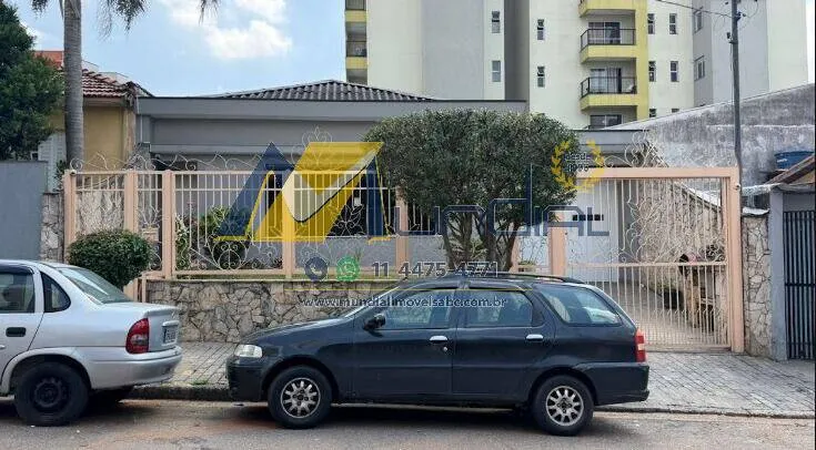 Foto do imóvel Casa Térrea Espaçosa com 3 Dormitórios, 2 Suítes e 4 Vagas no Bangu