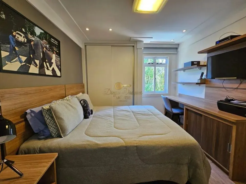 Imagem Casa em Condomínio para Venda em Teresópolis / RJ no bairro Bom Retiro