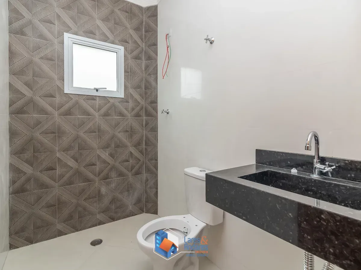 Imagem Sobrado para venda em Freguesia do Ó com 3 quartos, sendo 3 suítes, 181m²