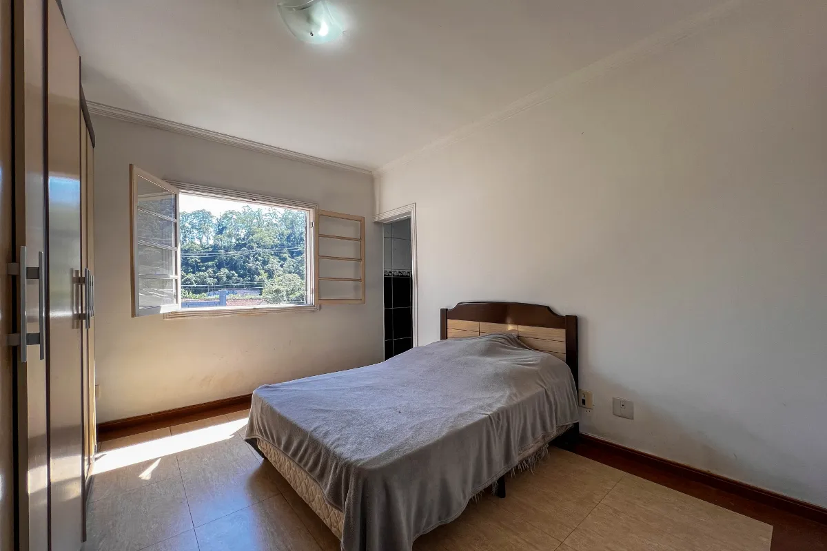 Imagem Casa para venda em Ponte Seca com 3 quartos, sendo 1 suíte, 299m2