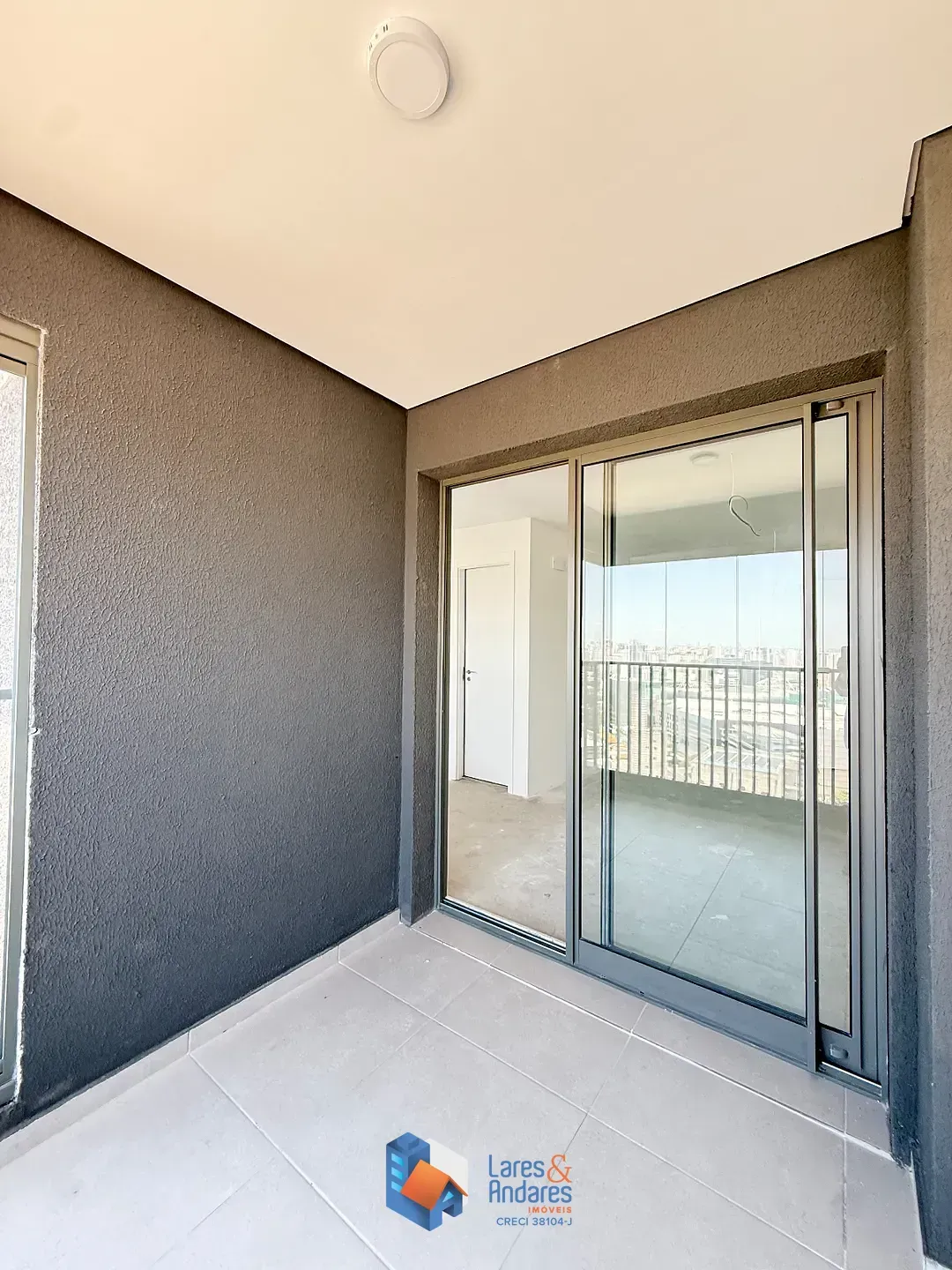 Imagem Apartamento para venda e locação em Pompeia com 2 quartos, sendo 1 suíte, 62m²