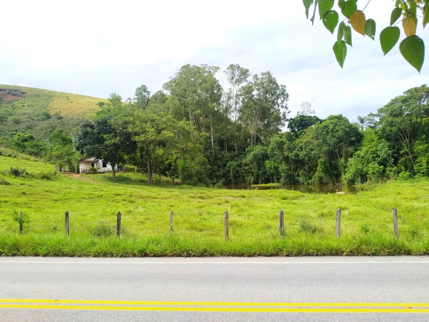 Foto do imóvel Chácara à venda 170000M², Bom Sucesso, Pindamonhangaba - SP