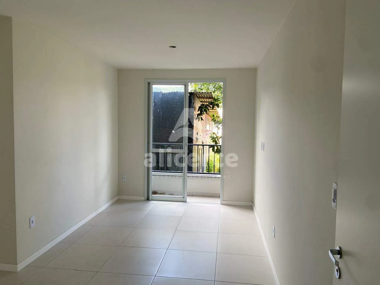 Imagem Apartamento no Residencial Naturia - 2 dormitórios I Sacada I Piscina I Vaga de garagem - em São José/SC