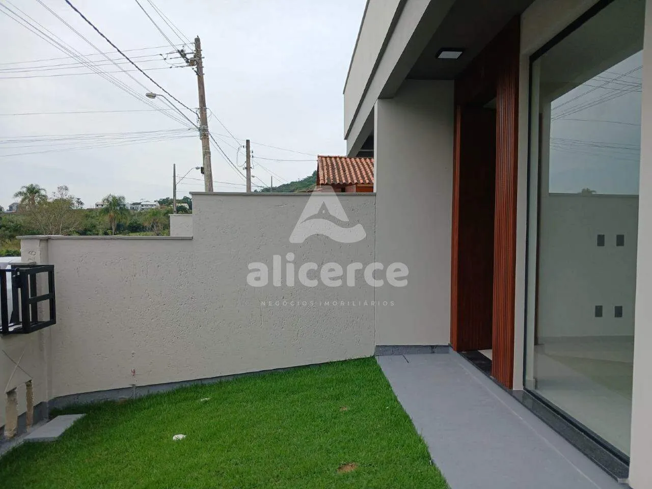 Imagem CASA GEMINADA NOVA , 02 DORMITÓRIOS, EM SÃO JOSÉ/SC