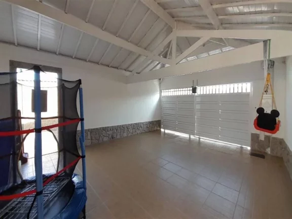 Imagem Casa com 3 dorms, Caiçara, Praia Grande - R$ 880 mil, Cod: 2738