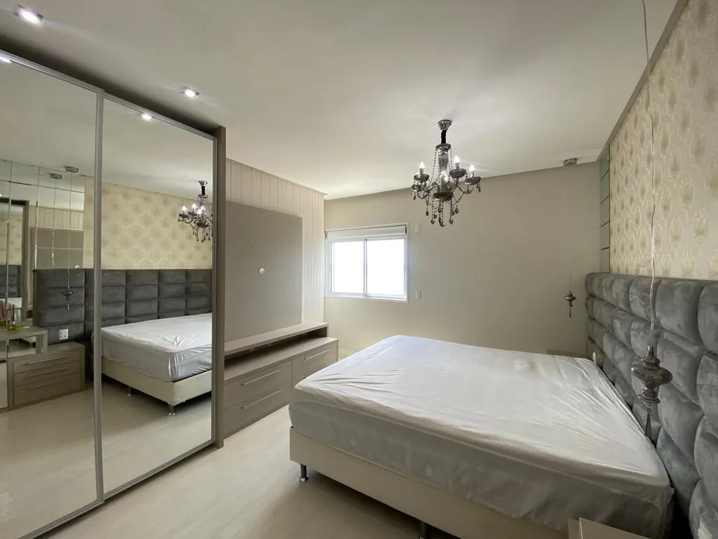 Imagem Apartamento com vista para o mar à venda com 190m2 por R$ 3.690.000,00
