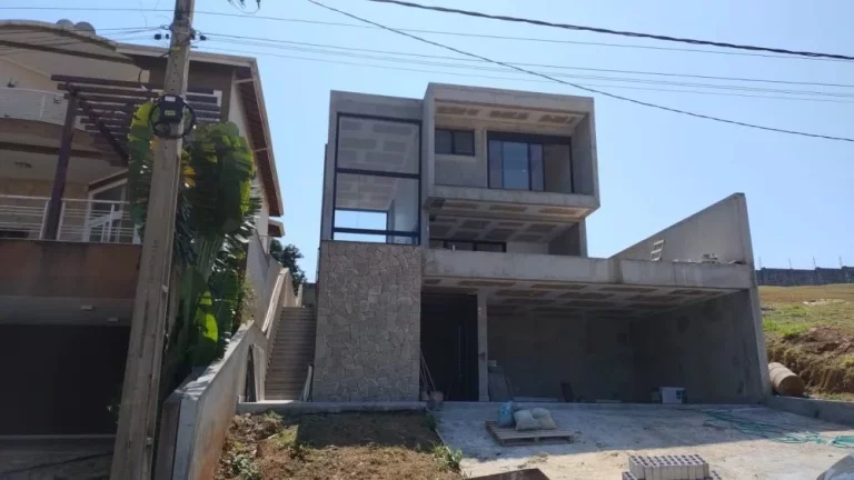Foto do imóvel Casa em Condominio 3 suites - Vale das Aguas em Alameda das Figueiras