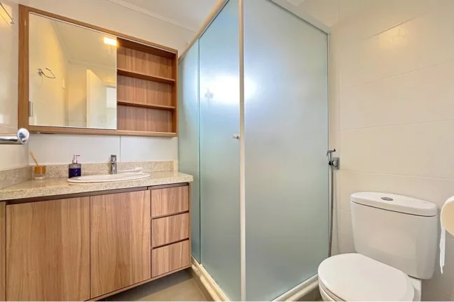 Imagem Casa em Condomínio para venda no bairro Vila Nova em Porto Alegre