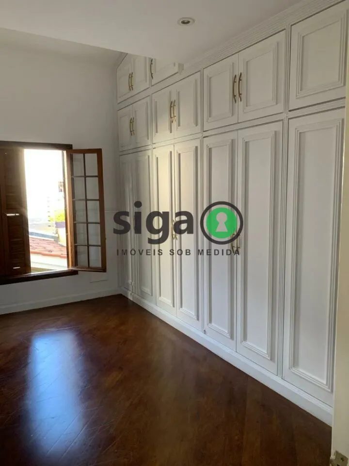 Imagem Casa Sobrado á Venda - 300 m², 3 suítes, 2 vagas no Jardim Paulistano !