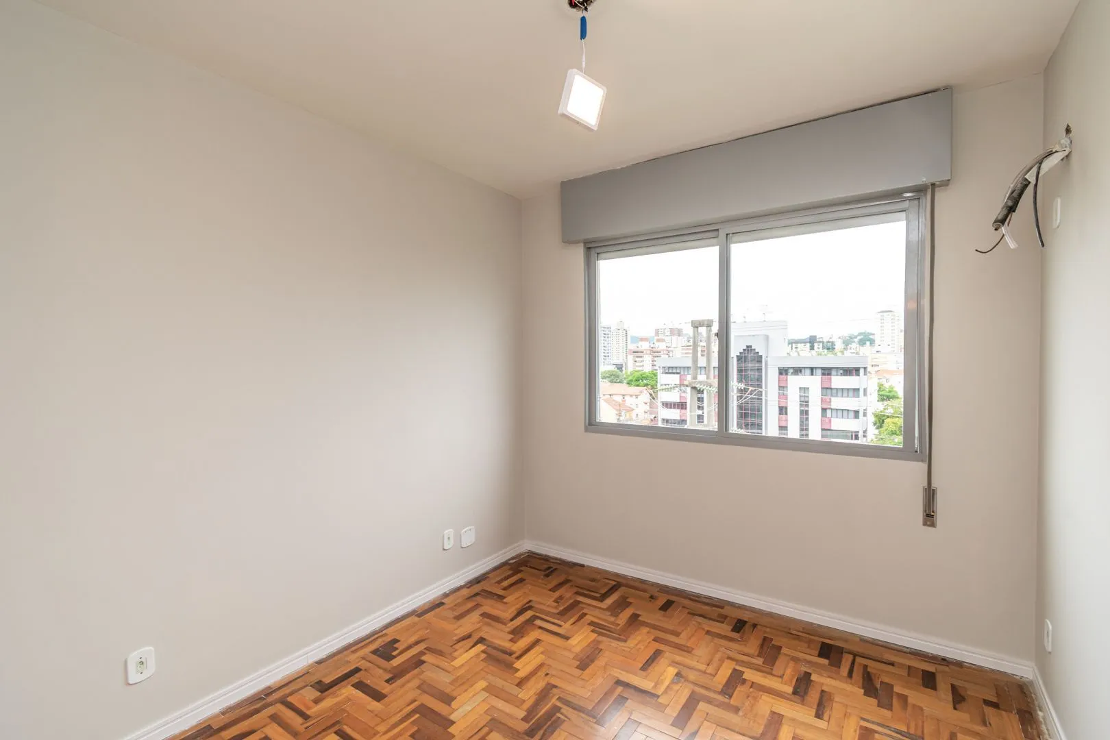Imagem Apartamento 2 dormitorios, no Menino Deus reformado