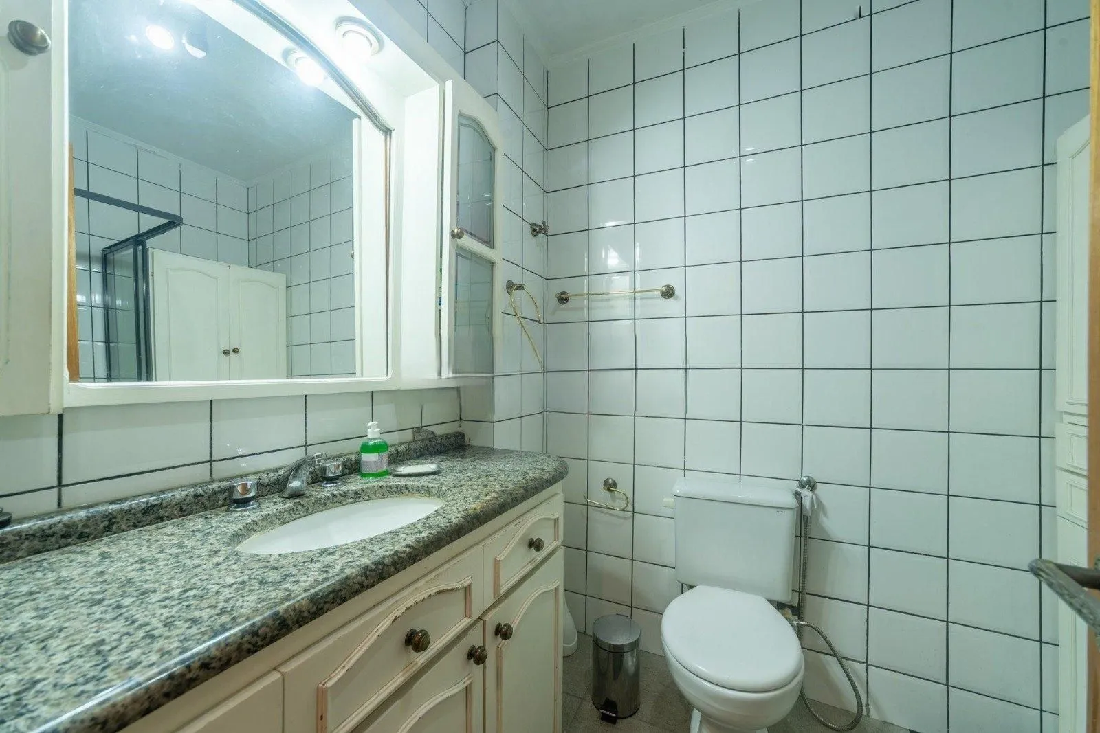 Imagem Apartamento de 3 quartos 1 vaga de garagem no bairro Menino Deus em Porto Alegre