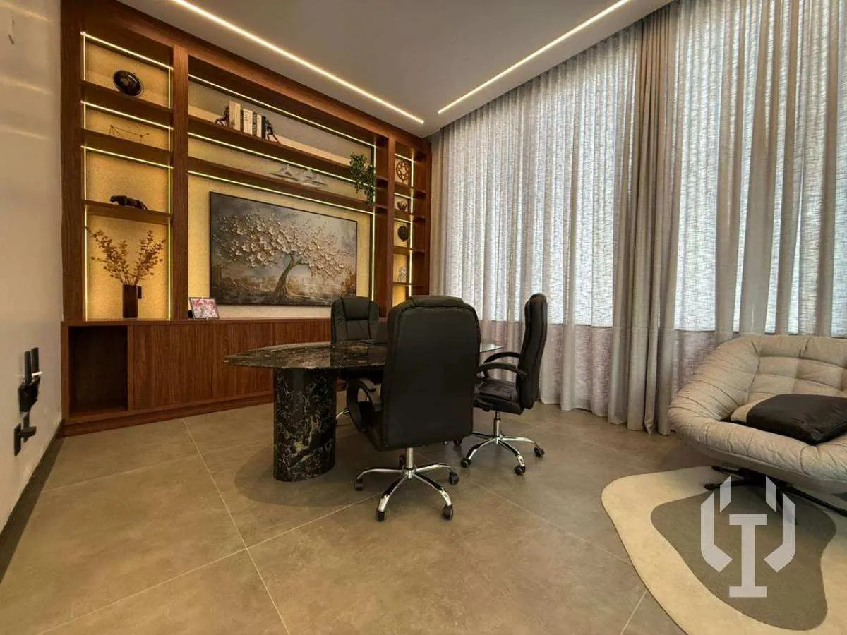Imagem Casa de condomínio à venda, no Chácara Flora em Itapema, Casa branca, com 5 quartos, 563m2