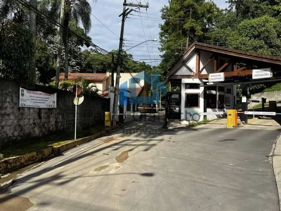 Imagem Lote à venda em condomínio da Granja Viana