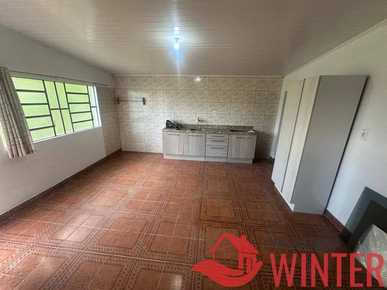 Imagem Casa com 4 dormitórios e galpão no Arroio Feliz.