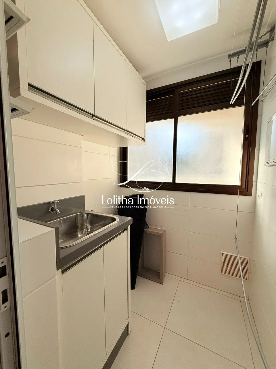 Imagem APARTAMENTO DE 3 DORMITÓRIOS, SENDO 1 SUÍTE NO ITACORUBI - FLORIANÓPOLIS/SC
