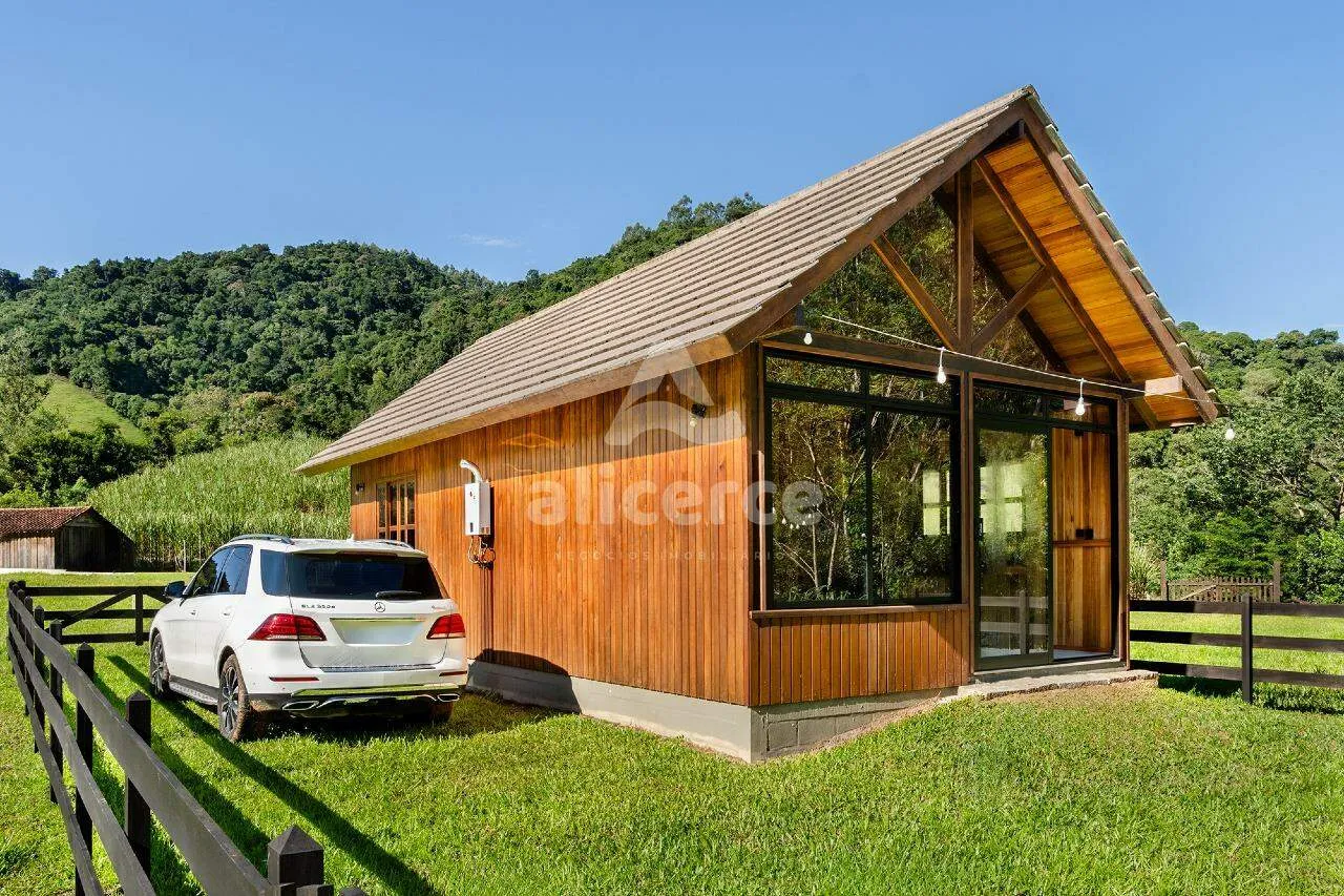 Imagem 2 Cabanas à venda com 2 quartos , 50m² em Distrito de Vargem do Cedro São Martinho