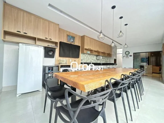 Imagem Casa à venda, 169 m² por R$ 1.350.000,00 - Vila Rosa - Goiânia/GO