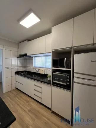 Imagem Apartamento Zona Central para Venda em Balneário Camboriú, CENTRO, 3 dormitórios, 1 suíte, 2 banheiros, 2 vagas