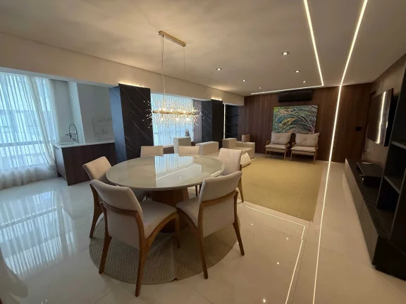 Imagem Apartamento último andar com 3 dormitórios sendo 2 suítes e 2 vagas de garagem - Balneário Camboriú/SC