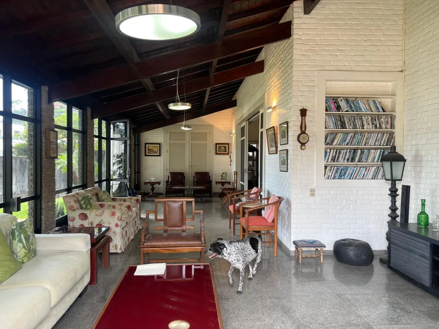 Imagem Casa para Venda em Petrópolis / RJ no bairro Valparaíso
