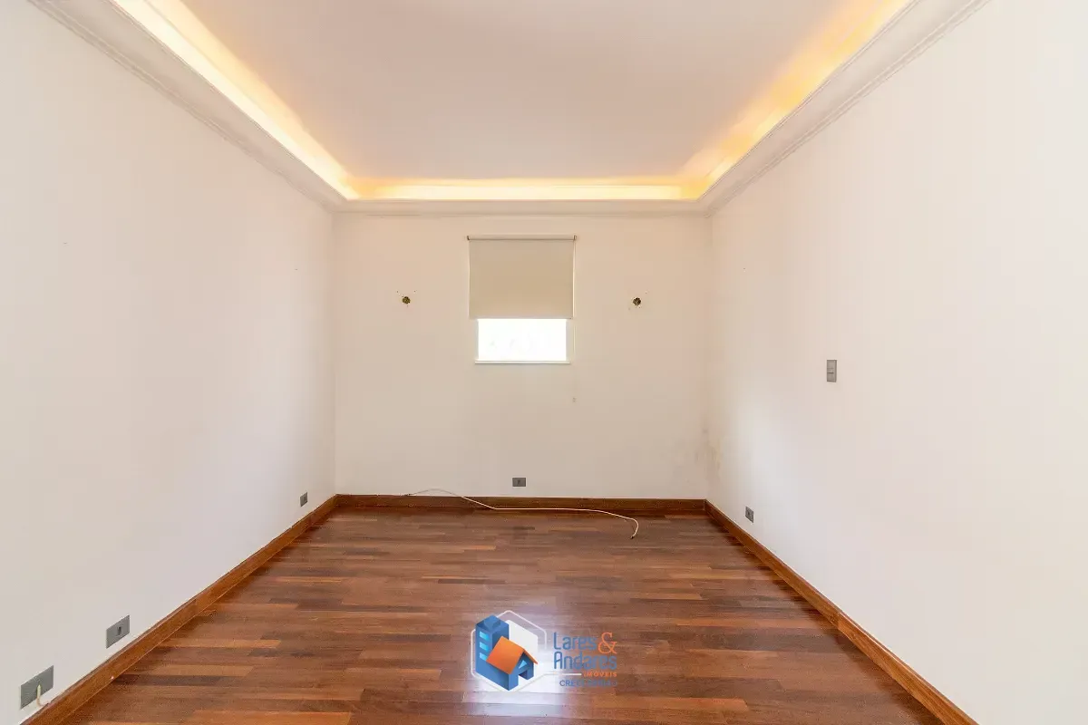 Imagem Casa para venda em Campo Belo com 4 quartos, sendo 3 suítes, 280m²