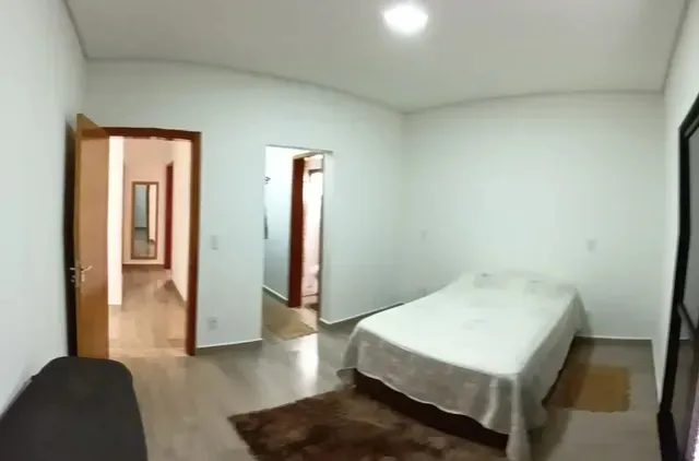 Imagem Sobrado espaçoso disponível