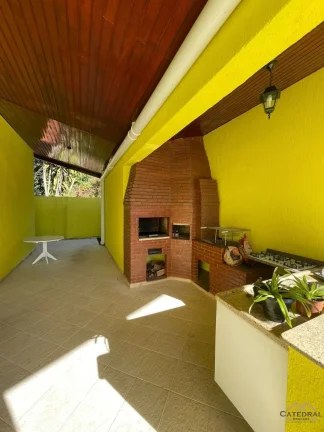 Imagem Casa térrea com 3 suítes em condomínio à venda em Jordanésia - Cajamar/SP