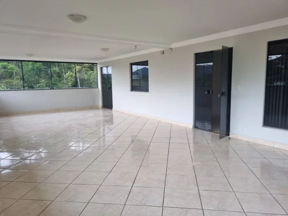 Imagem Excelente imóvel a venda no bairro de Campo do Coelho. Nova Friburgo.