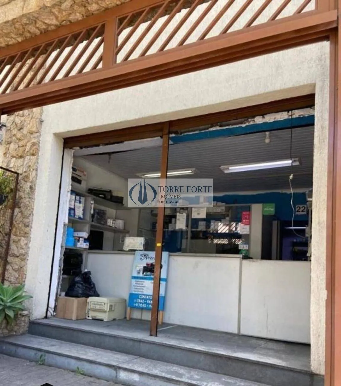 Imagem Excelente localização, prédio comercial próximo ao Shopping Metrô Tatuapé