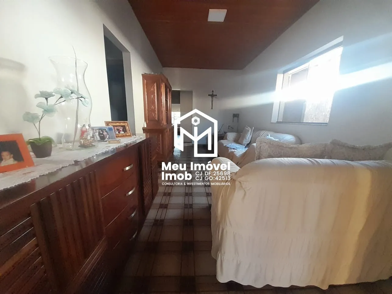 Imagem Rua Florentino Chaves Luziânia Casa 4 Quartos 3 Vagas 411m² Área de Serviço