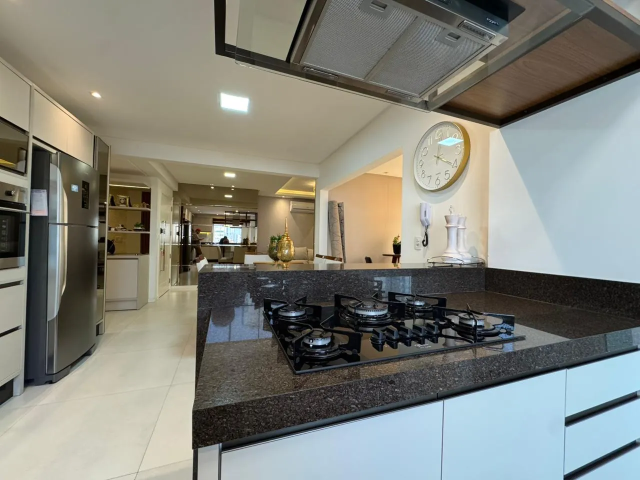 Imagem Apartamento à venda com 128m2 por R$ 1.900.000,00