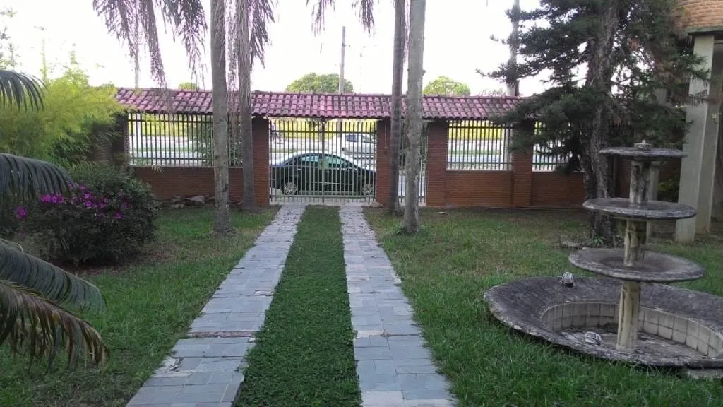 Imagem Casa à venda 5 Quartos, 2 Suites, 6 Vagas, 2326M², Jardim Carlota, Pindamonhangaba - SP