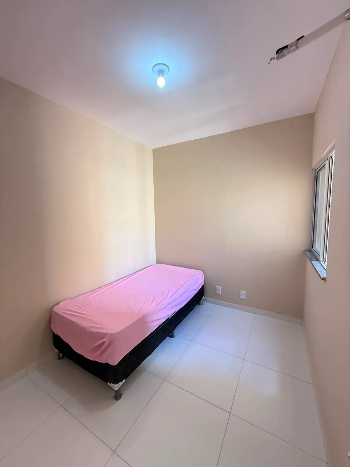 Imagem Apartamento com 2 Quartos para Alugar, 62 m² em Alto do Calhau - São Luís