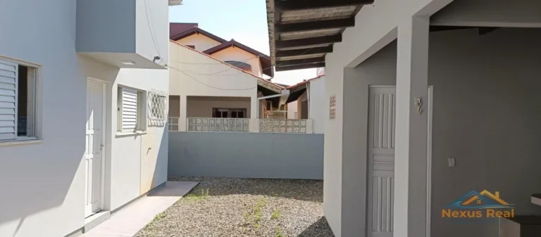 Imagem Sobrado com 4 Quartos