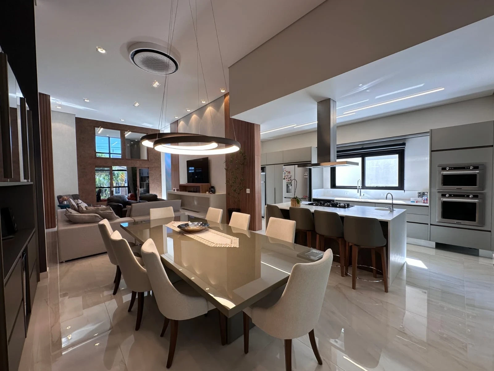 Imagem Casa de Condomínio com 4 Quartos à Venda, 300 m² em Medeiros - Jundiaí