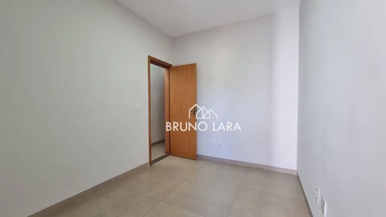 Imagem Casa comercial disponível para locação no bairro Resplendor - Igarapé/MG.