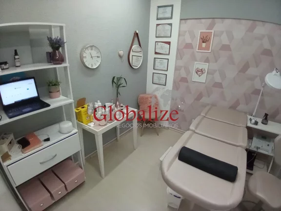 Imagem Sala comercial a venda com 48m², copa, banheiro e portaria por R$ 220.000,00