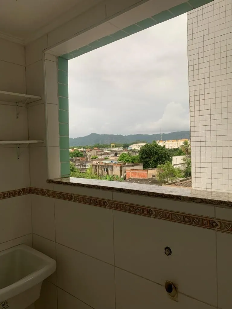 Imagem Viva com Conveniência no Edifício Dezzmai II: Apartamento Bem Localizado em São Vicente-SP
