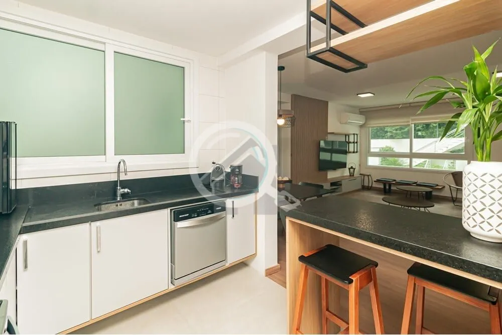 Imagem Excelente oportunidade para quem busca conforto e qualidade de vida. Este apartamento conta com 2 do...