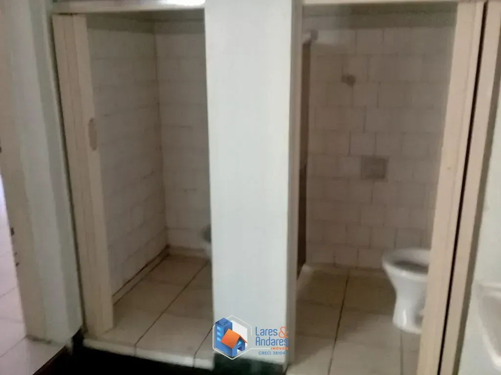 Imagem Sobrado para venda em Vila Mazzei com 7 quartos, 324m²