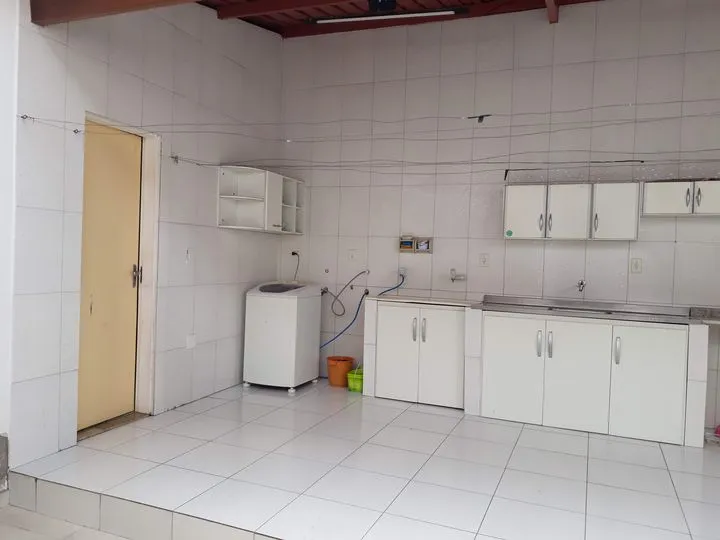 Imagem Casa com 4 Quartos para Alugar, 250 m² em Santa Mônica - Feira De Santana