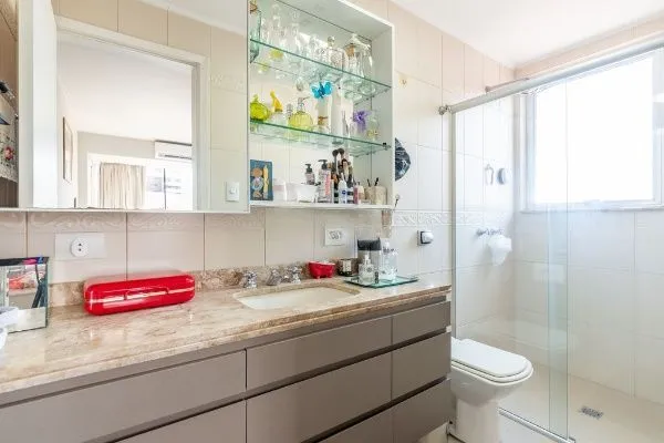 Imagem Vende-se apartamento com 3 quartos (1 suíte), 123m² e 2 vagas - Auxiliadora