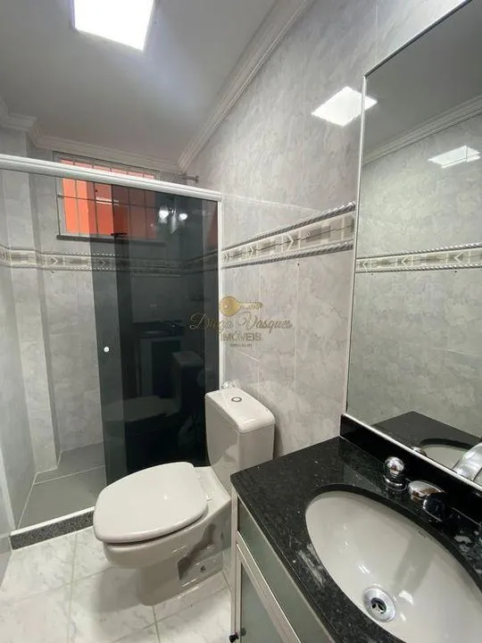 Imagem Casa em Condomínio para Venda em Teresópolis / RJ no bairro Granja Guarani