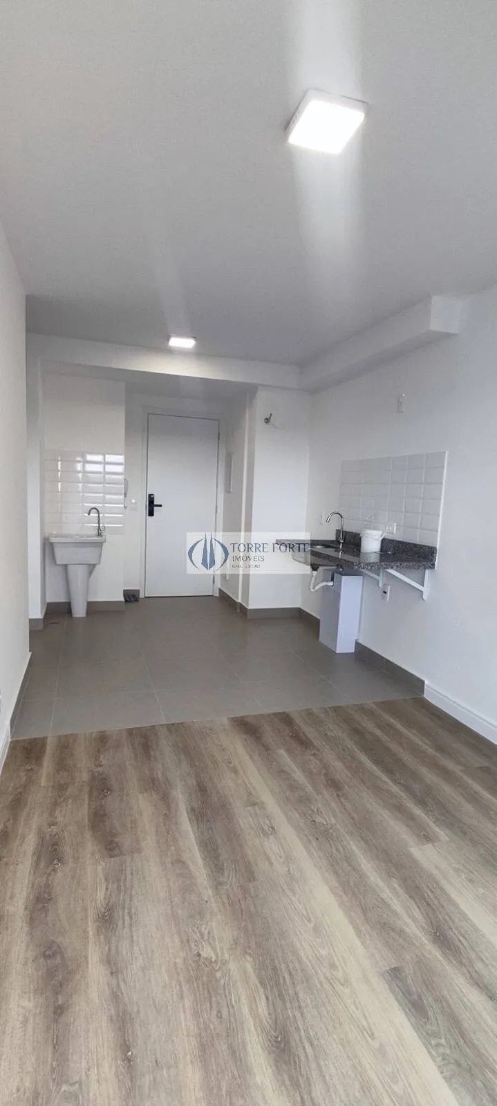 Imagem Apartamento 31 m² 1 dorm. a 450 m do Metrô Butantã pronto para ser decorado