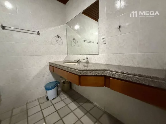 Imagem Apartamento com 1 dormitório para alugar, 48 m² por R$ 4.121,67/mês - Praia da Costa - Vila Velha/ES