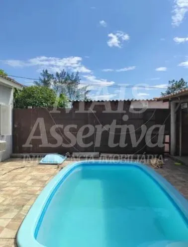 Imagem Ótima casa à venda em Tramandaí/RS - 3 dormitórios, piscina e 2 vagas