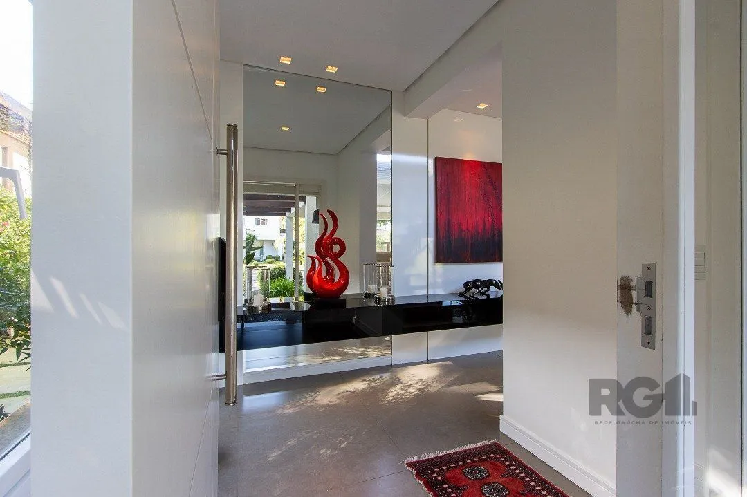 Imagem Casa no Condomínio Las Rocas, vista para o Guaíba, com 5 suítes