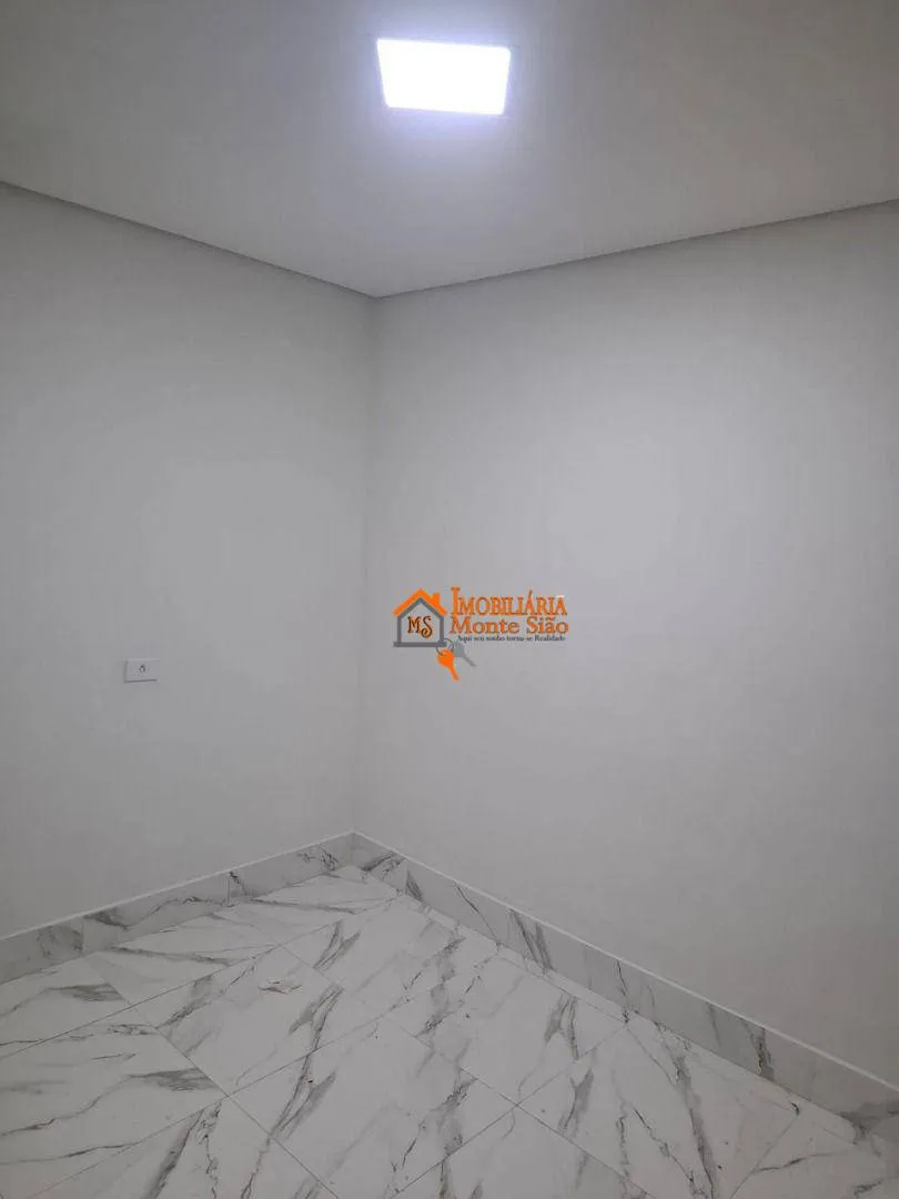 Imagem Casa com 2 dormitórios para alugar, 250 m² por R$ 3.000,00/mês - Parque Mikail - Guarulhos/SP