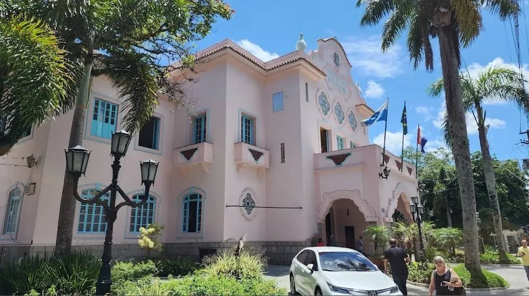 Imagem Apartamento para Venda em Teresópolis / RJ no bairro Agriões