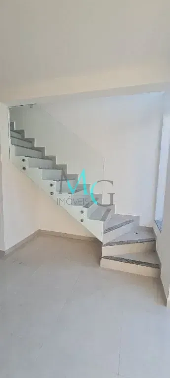 Imagem Casa com 2 dormitórios à venda, 80 m² por R$ 295.000,00 - Campo Grande - Rio de Janeiro/RJ